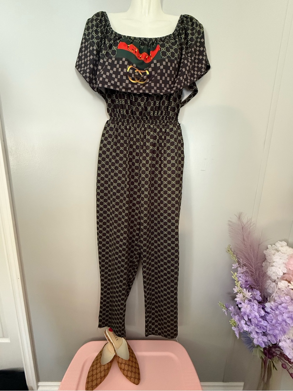 Gucci Designer-Inspired Black Printed Off-Shoulder Jumpsuit w/ Shoes